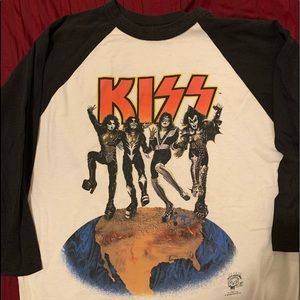 Kiss concert tee